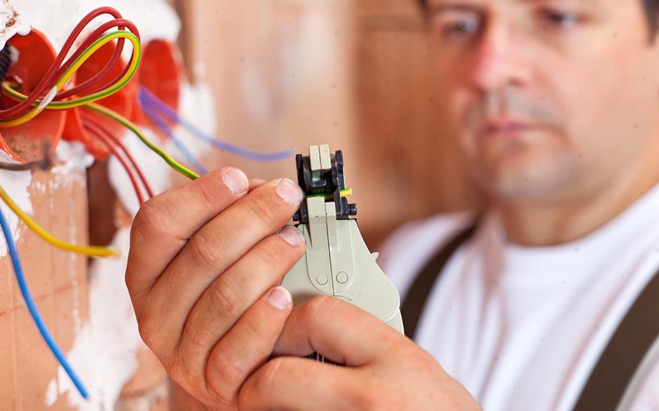 électricien de maintenance Clichy-sous-Bois